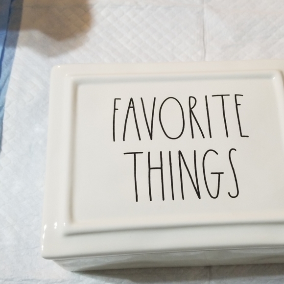 Rae Dunn New "Favorite Things" - Picture 1 of 3